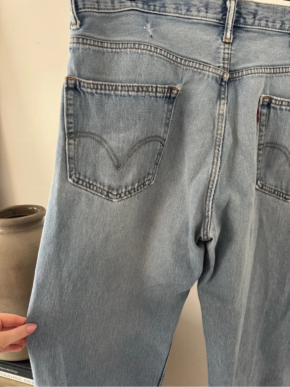 Levi's Women’s/Men's Light Blue Relaxed Straight Jeans